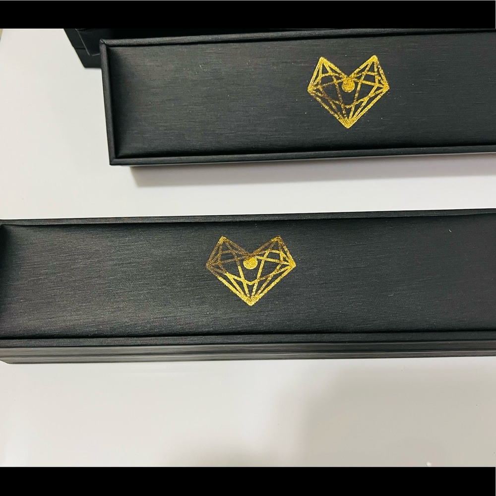 5 Bracelet/Jewelry Box (PRICE FIRM) - Picture 3 of 4